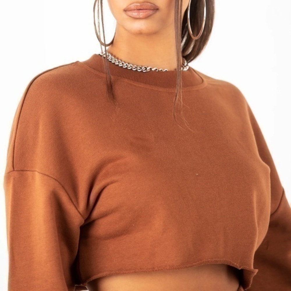 ASOS STR Stradivarius cropped raw hem long sleeve sweatshirt pullover M caramel